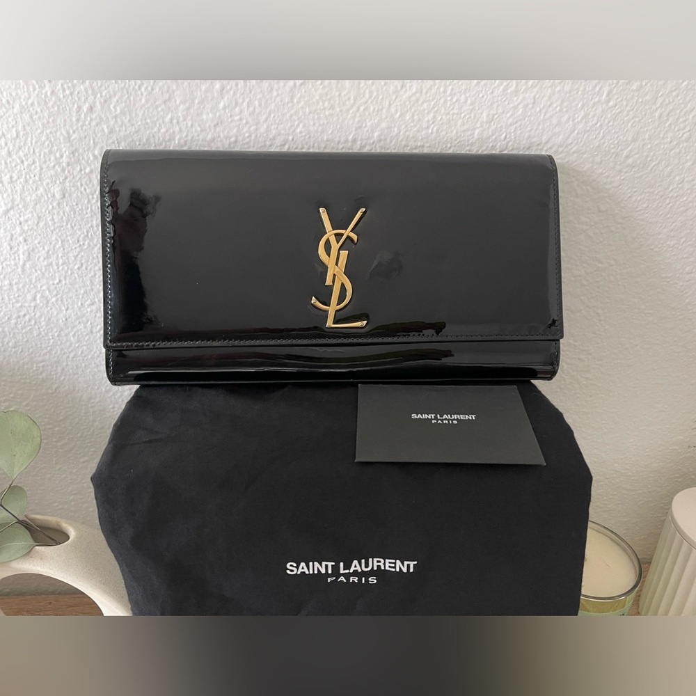 Saint Laurent Cassandre Patent Clutch